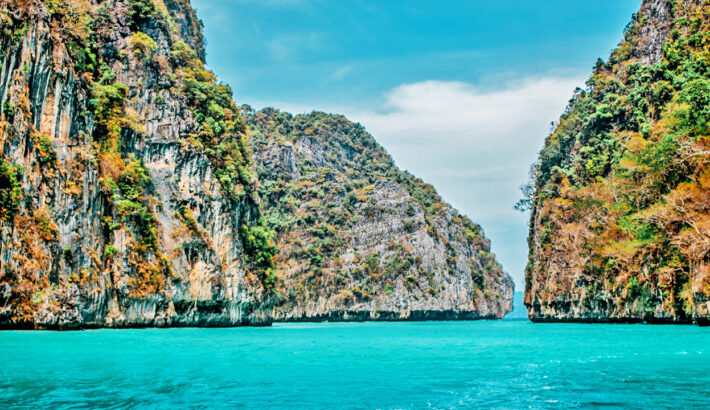 Discover the Best Islands in Phuket: A Tropical Paradise Awaits by Shaun Stenning